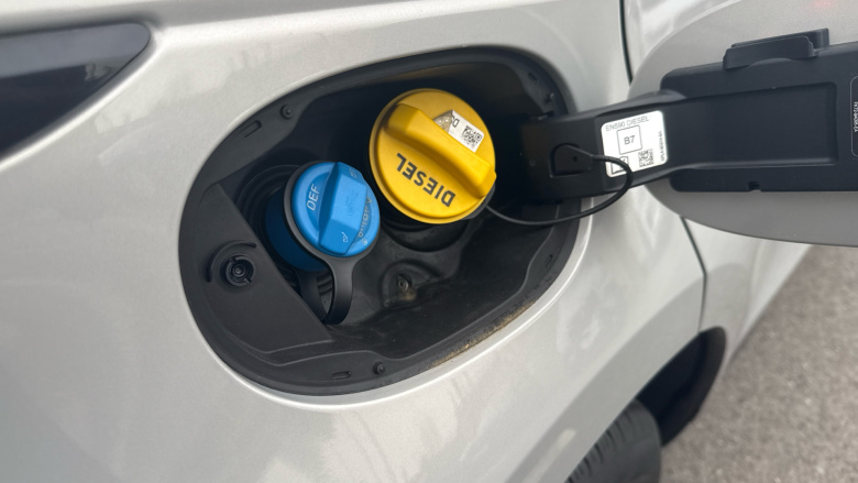 Land Rover Range Rover Evoque 2.0 D150 R-Dynamic S 5dr Auto Diesel Hatchback